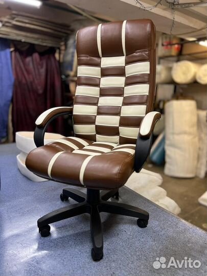 Компьютерное кресло