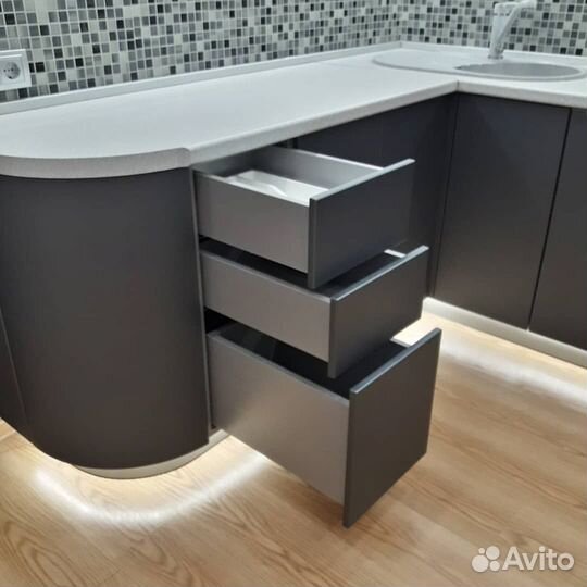 Кухни на заказ