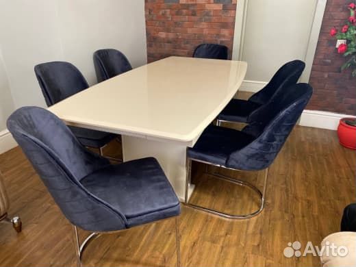 Кухонный стол