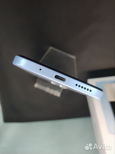 Xiaomi Redmi 12, 4/128 ГБ