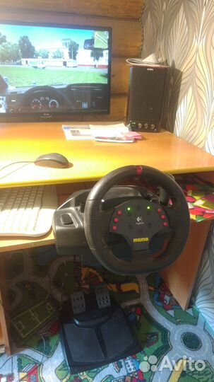 Logitech momo racing force feedback wheel