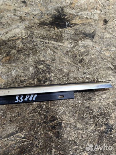 Бархотки Двери Правой Передней Ауди А4 Б7