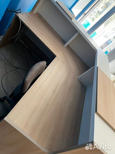 Стол ресепшн бу