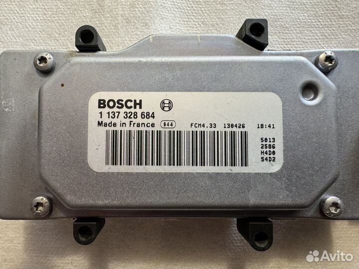 Блок управлением вентилятором Форд Фокус 3