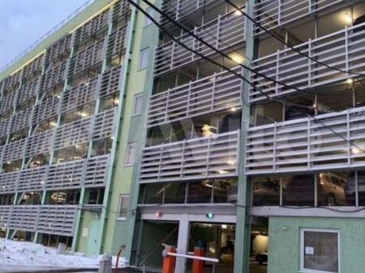 Машиноместо, 16 м²