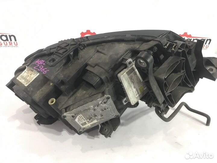 Фара ксеноновая левая Audi A4 B8 2.0 cdnc 2011
