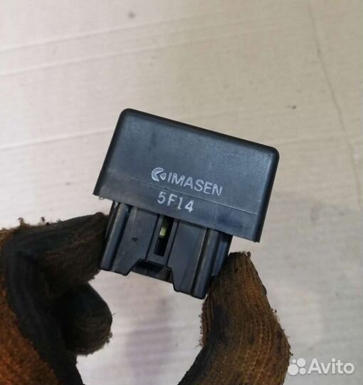 Реле стеклоочистителя Mazda Xedos 6