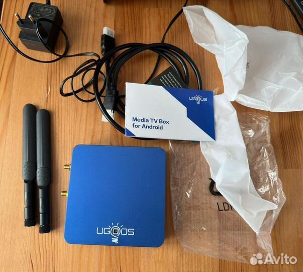 Ugoos ut8 pro media tv box for android