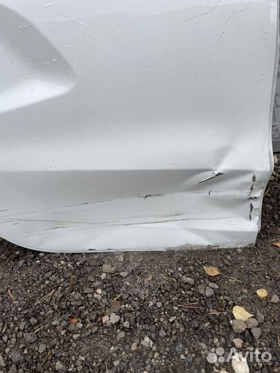 Двери правая сторона Лада Хрэй