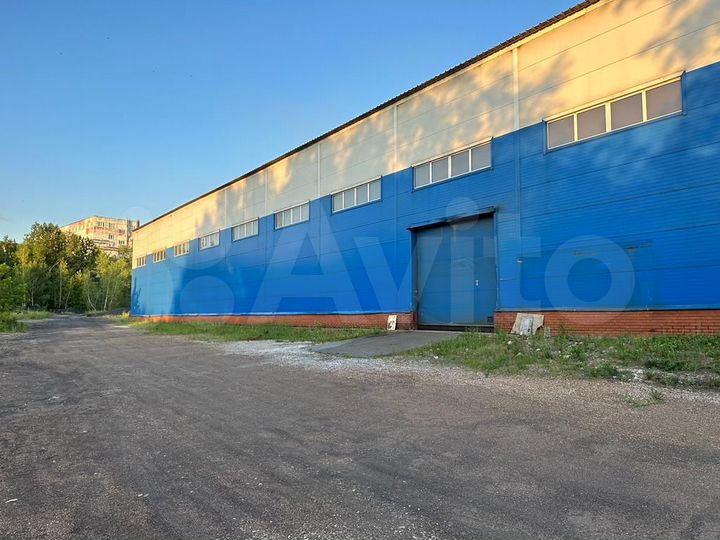 Склад, 1400 м²