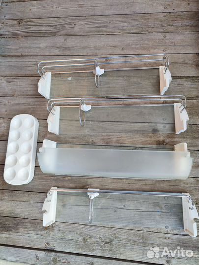 Полки на дверь холодильника Liebherr