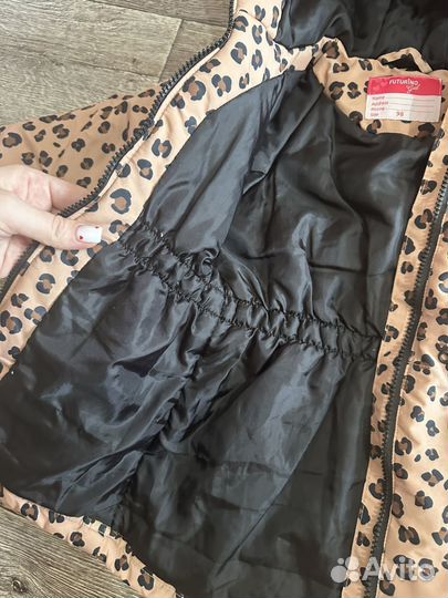 Леопардовая весенняя куртка для девочки