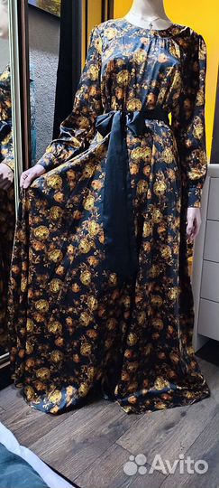 Красивое вечернее платье 48 размера