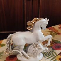 Фарфоровые статуэтки лфз