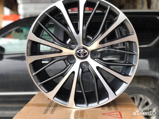 Диск литой Replica Toyota Camry R18 5*114.3