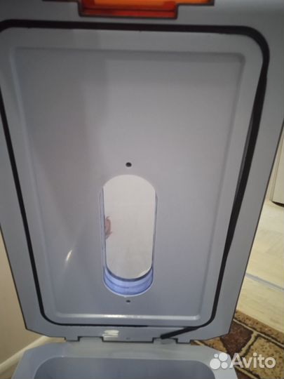 Автохолодильник термоэлектрический avs cc-22WAS