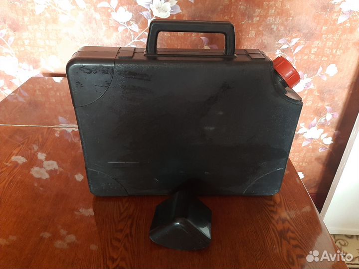 Емкость для воды пластиковая 6л