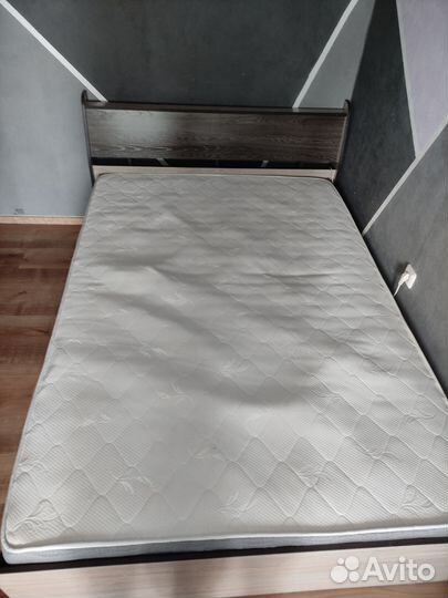 Кровать 140х200 с матрасом Ascona