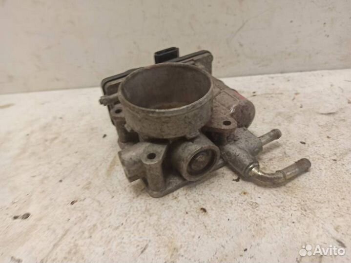 Дроссельная заслонка