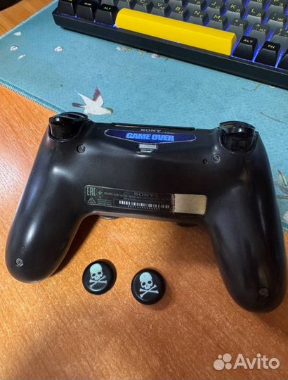 Sony playstation 4 pro + геймпад