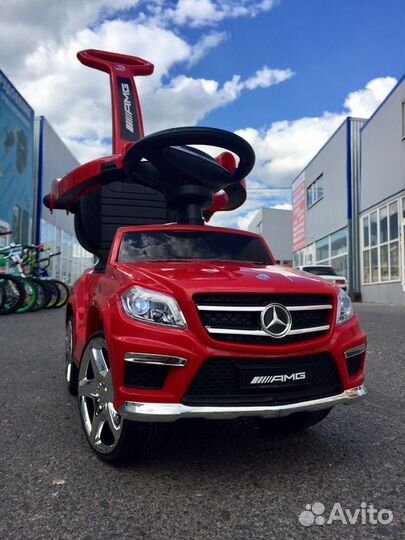 Каталка толокар с ручкой Mercedes GL63 A888AA-M