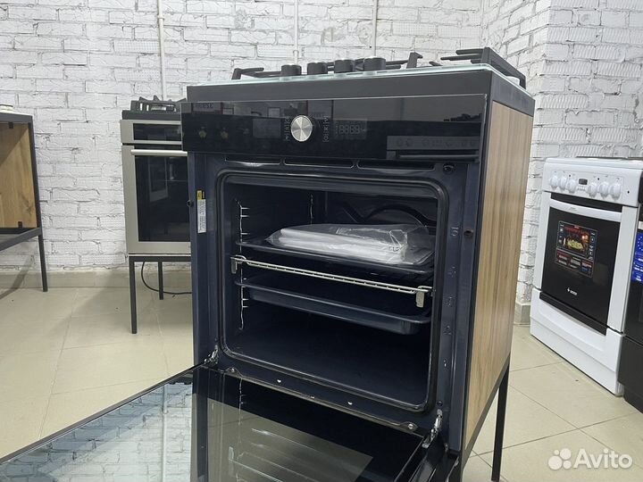 Новый духовой шкаф Hotpoint-Ariston