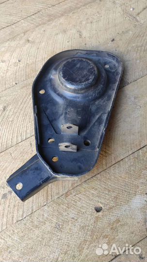 Чашка пружины ваз 2121