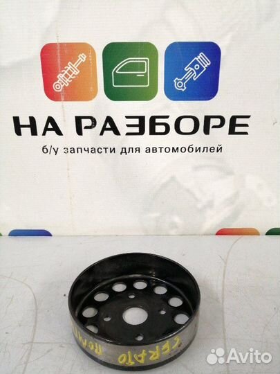 Шкив помпы Kia Cerato YD G4FG 2014