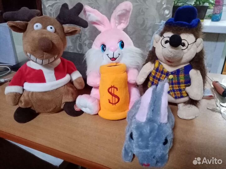 Разные игрушки мягкие, музыкальные