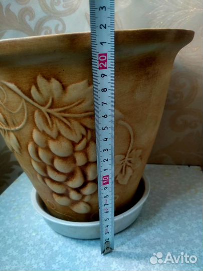 Цветочный горшок