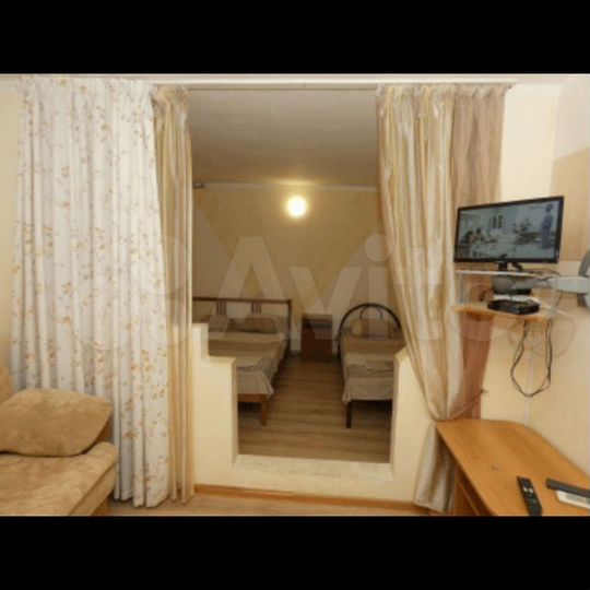 Комната 20 м² в 7-к., 1/3 эт.