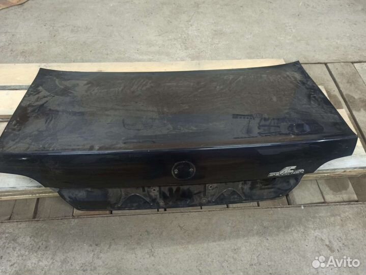 Крышка багажника е38