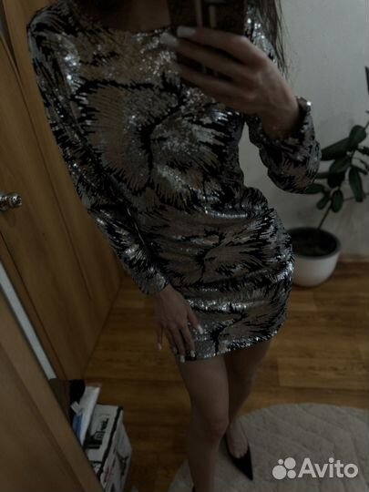 Новое вечернее платье в пайетках. есть примерка
