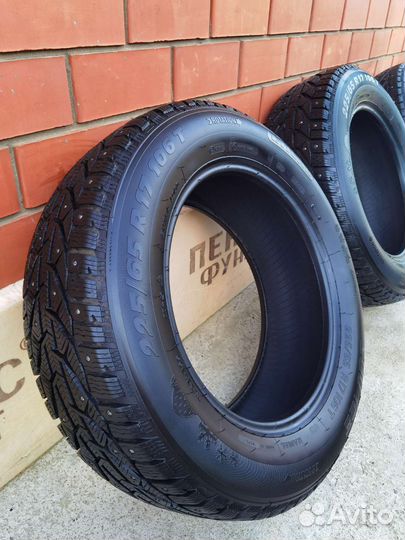 Tigar SUV Ice 225/65 R17