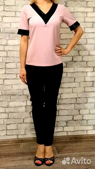 Брючный костюм женский 42-44