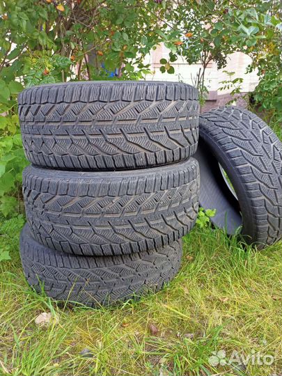 Tigar Winter 225/45 R18 и 245/40 R18 95V