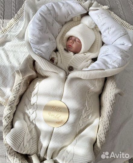 Комплект на выписку, новый