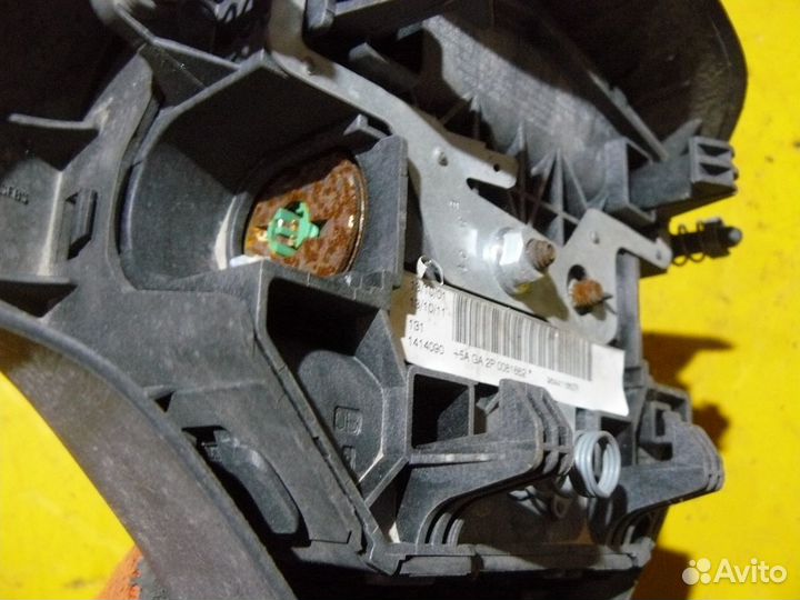 Подушка безопасности в руль Peugeot 206 2002г