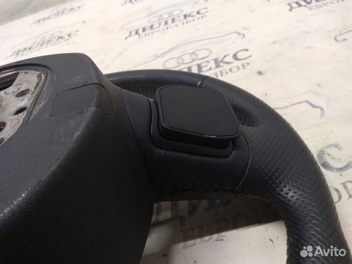 Рулевое колесо для AIR BAG (без AIR BAG) Audi A4