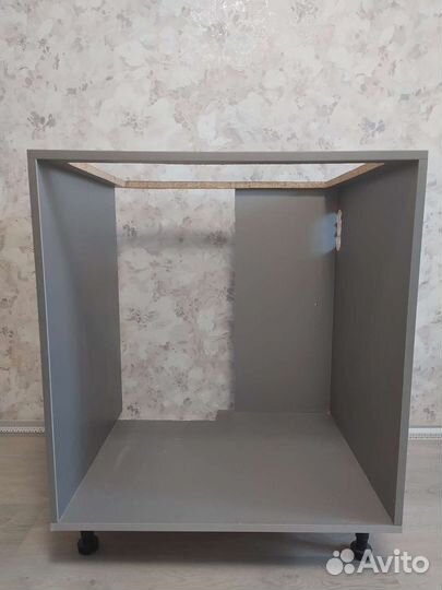Тумба под раковину на кухню б/у мало