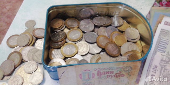 Монеты и банкноты