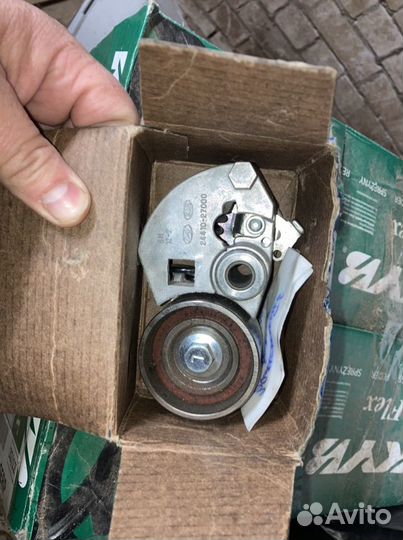 Пружины, ролики, на hyundai santa fe 2