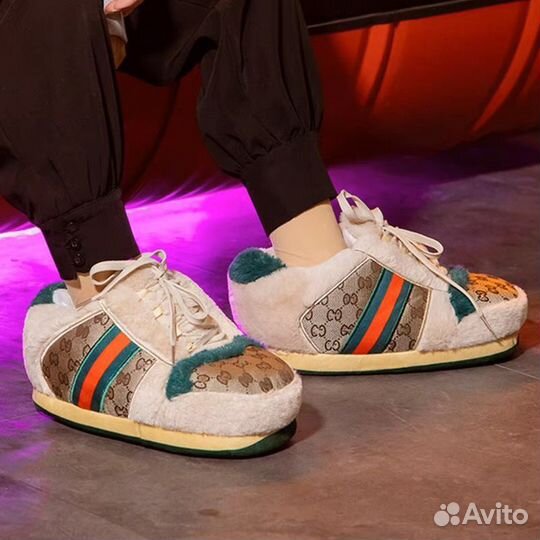 Домашние плюшевые тапочки Gucci