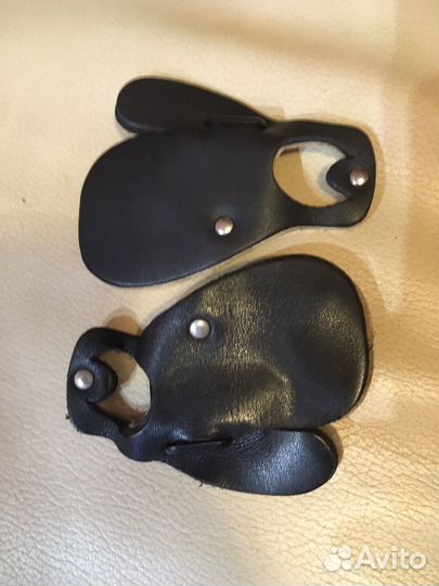 Напалечники для стрельбы из лука 2 шт