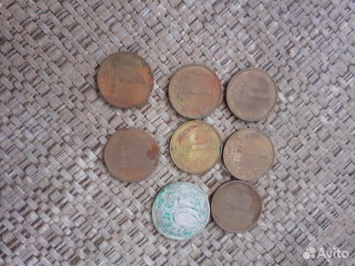 Продаются старые деньги