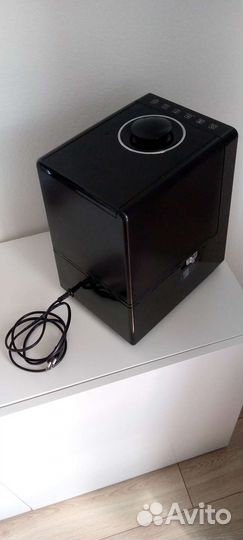 Увлажнитель Bork