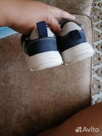 Кроссовки детские