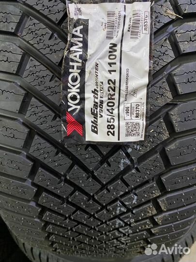 Yokohama BluEarth Winter V906 285/40 R22 110W