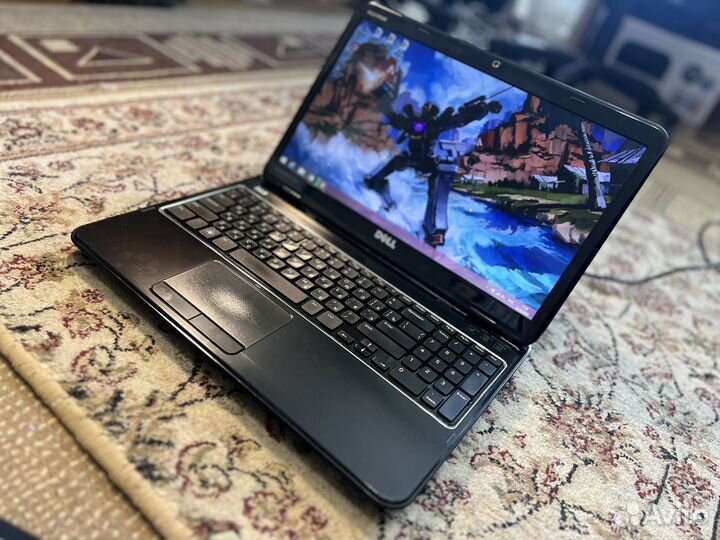 Мощный Ноутбук Dell core i7-8ядер/12гб/GT525m