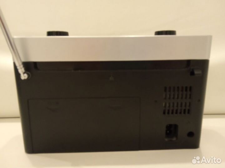 Радиоприемник Philips AE2430/12